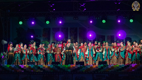 Кубанский казачий хор поздравил жителей Тимашевска